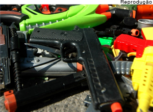 STF valida lei paulista que proíbe venda de armas de brinquedo