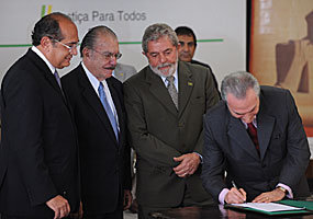 Assinatura do 2º Pacto Republicano de Estado por um Sistema de Justiça entre os Três Poderes - Antonio Cruz/Agência Brasil