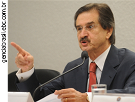 Cezar Peluso2 - audiência pública na Comissão de Constituição e Justiça - 7/6/2011 - agenciabrasil.ebc.com.br