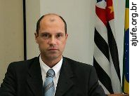 Fausto De Sanctis - http://www.ajufe.org.br