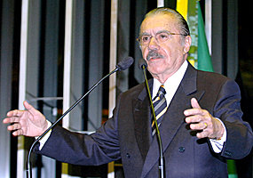 José Sarney é eleito a presidência do Senado. - por Agência Senado