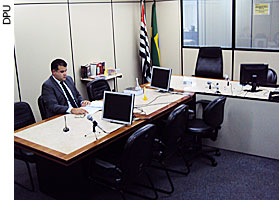 Novo layout da sala de audiências da a 7ª Vara Criminal de São Paulo - DPU