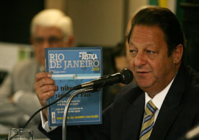 Luiz Zveiter no lançamento do Anuário da Justiça Rio de Janeiro 2010 - 14/09 - Gilvan Souza