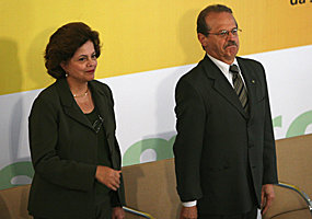 ministra chefe da Casa Civil, Dilma Rousseff, e o ministro da Justiça, Tarso Genro - Fabio Rodrigues Pozzebom/Agência Brasil