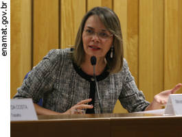 Ministra Katia Arruda - 26/07/2011 - enamat.gov.br