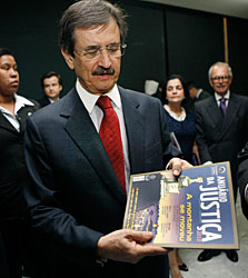 Ministro Cezar Peluso participa do lançamento do Anuário da Justiça. (10/03/2010) - Gil Ferreira/SCO/STF