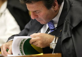Ministro Luiz Fux no julgamento de Battisti - 8/6/2011 [Foto: Carlos Humberto - SCO/STF]