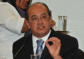 O presidente do STF, Gilmar Mendes, participa de audiência pública na CCJ do Senado - Valter Campanato/ABr