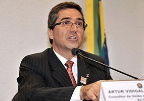 O procurador federal Arthur Vidigal exerceu o cargo de consultor da União de 2007 até a nomeação para o STM - José Cruz/ABr