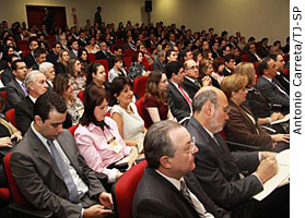 Público no I Encontro do Fórum Nacional do Judiciário para a Saúde - Antônio Carreta/TJ-SP
