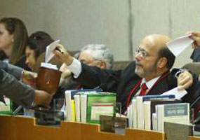 Rubens de Oliveira no Tribunal Pleno votando na nova diretoria do TJ-MT - TJ-MT