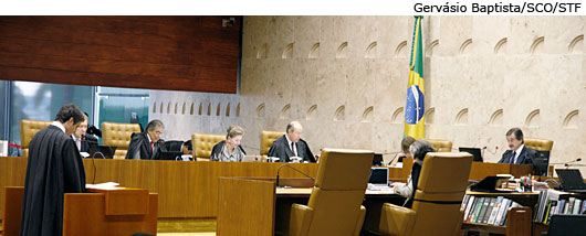 Sessão plenária do STF (24/02/2011) - Gervásio Baptista/SCO/STF