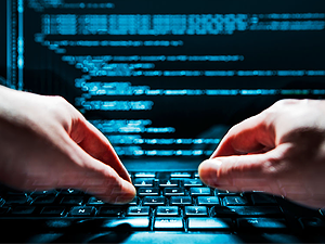 computador laptop hacker provedor e-mail internet dados segurança proteção sigilo sistema roubo digital