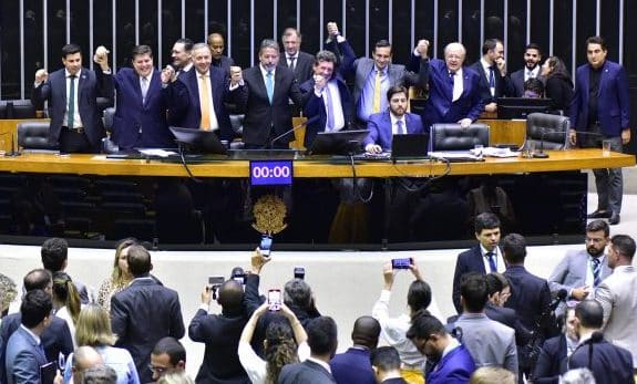 câmara dos deputados reforma tributária