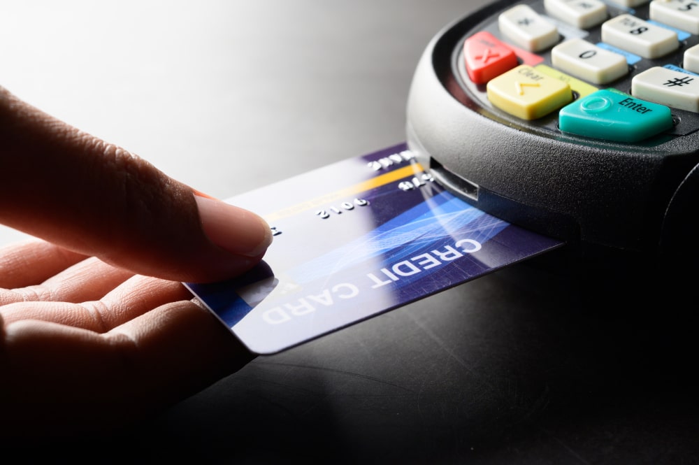 Cartão de crédito, maquininha, máquina de cartão, compras