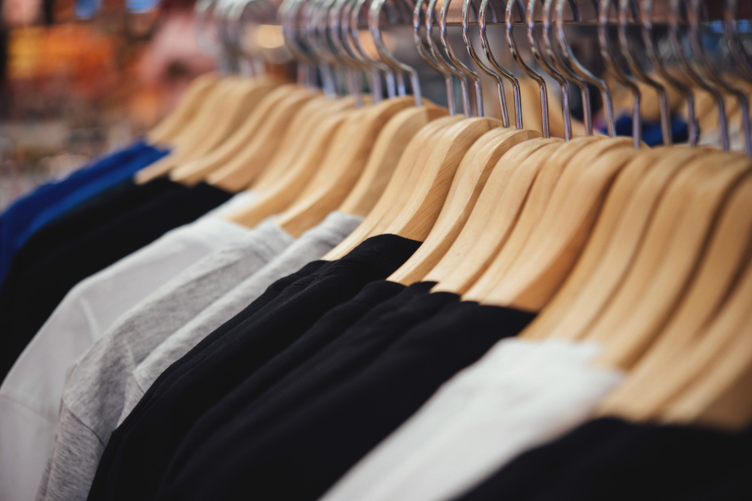 Camisetas, roupas, loja